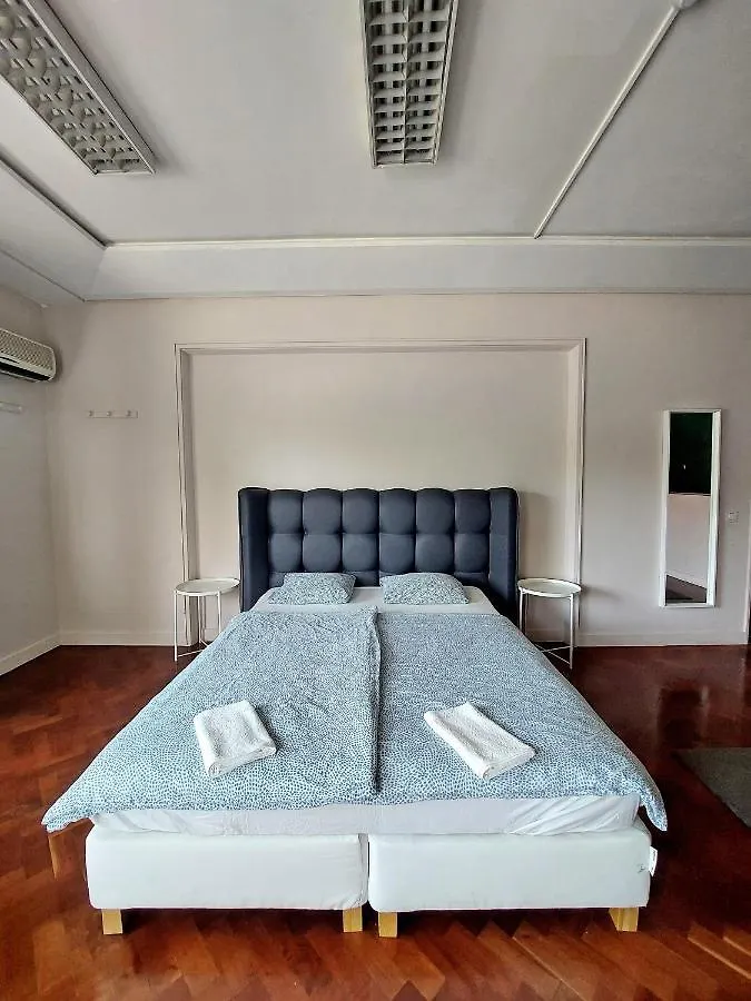 Гостевой дом Отель Lisbon'S Best At Campo Pequeno